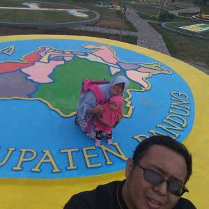 Leni Oktavina profile icon