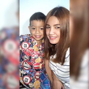 Panitee Seesuksai profile icon