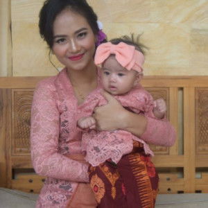 dewi mastia profile icon