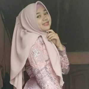 Putri Andini profile icon