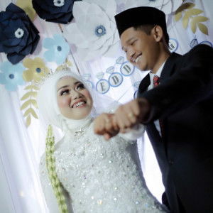 Elya Fitra profile icon