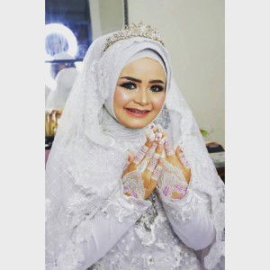 Yeni Clara profile icon