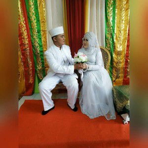 JuLay Siputry Suria profile icon