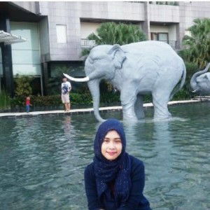 Fika Triyuliani profile icon