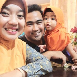 desy ainiya rosida profile icon