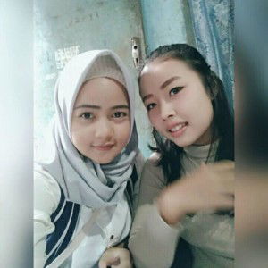 Maya Herdi profile icon