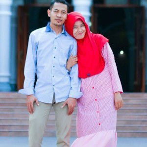 Siti Khoiriyah profile icon