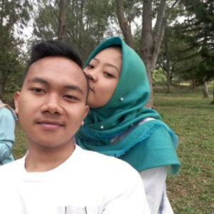 Retno Rukmisari profile icon