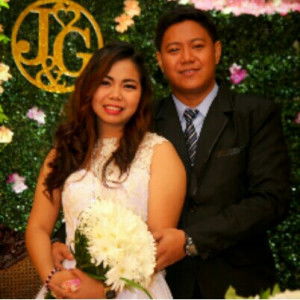 Mrs. Honeypie19 profile icon