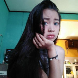 Lufi Permatasari profile icon