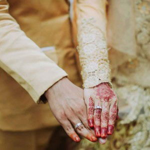 Resti Devita Sari profile icon