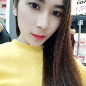 Waraphorn Song profile icon