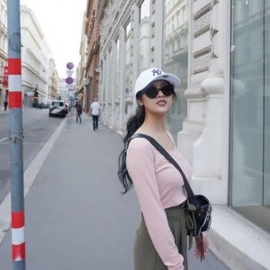 UN Unyarat Kaew profile icon