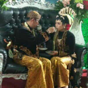 Devi Ayu profile icon