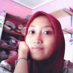 Ratna Sari profile icon