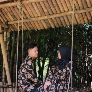 Endah Puspitasari II profile icon