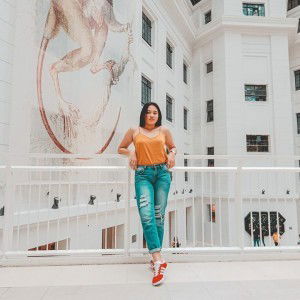 Mary Lindsay profile icon