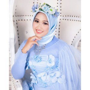 Dewi Septiany profile icon