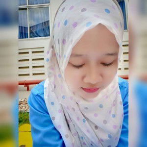 Tuti Haryati profile icon