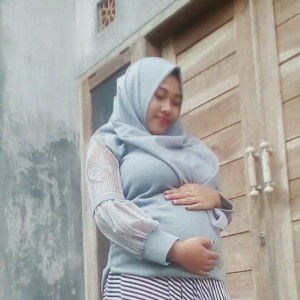 Azizach Putri Tunggal profile icon