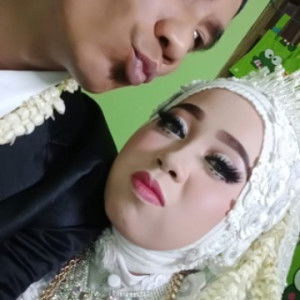 dian putri rahayu profile icon