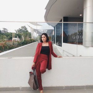 Elvira Suryadi Pasman profile icon