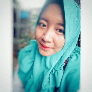 Ayu Ningrum profile icon