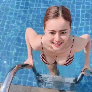 Poopae Nichanan profile icon