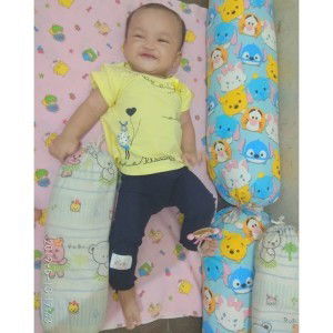 Riie FarhaNa ZaLach profile icon