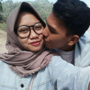 Lisnawati profile icon