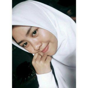 Anisa Aura profile icon