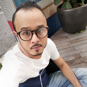 En Ruzz profile icon