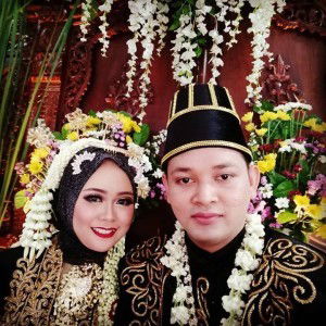 Devy Rusmia Sari profile icon