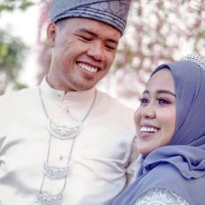 Sarah Nurazira profile icon