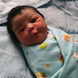 Anida khoirunnisa profile icon