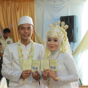 Ratna Natalia profile icon