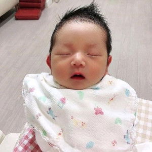 ayu rahmadani profile icon