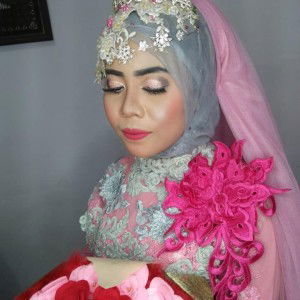 Resty Fitrya Lestari profile icon