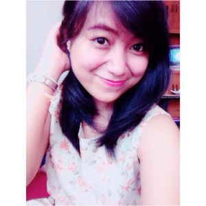 Titi Nurhartati profile icon