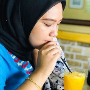 Aida Lydia's profile icon