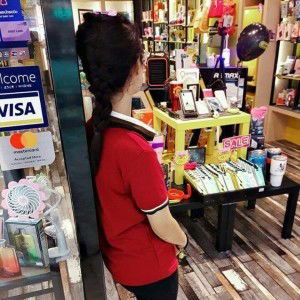 Chirarat Por profile icon