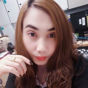 Phantira Poonssrnoi profile icon