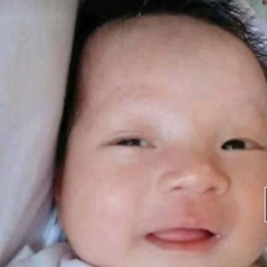 Lhyn Reyes profile icon