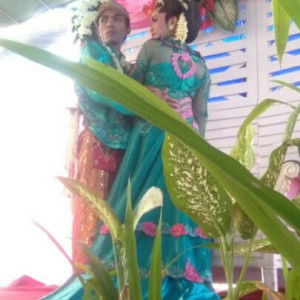 Ratih Deny profile icon