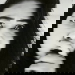 yuniar hati profile icon