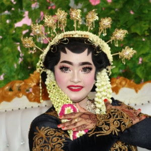 Iin Okihisa profile icon