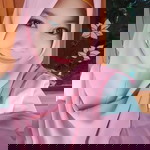 Riyani Yanii profile icon