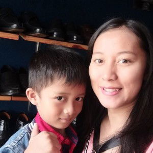 Reni Anggraeni profile icon