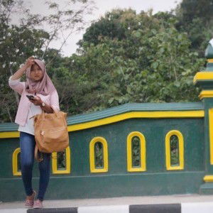 Titik Nurviana profile icon