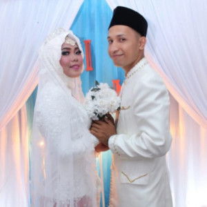 Nur Anisyah profile icon